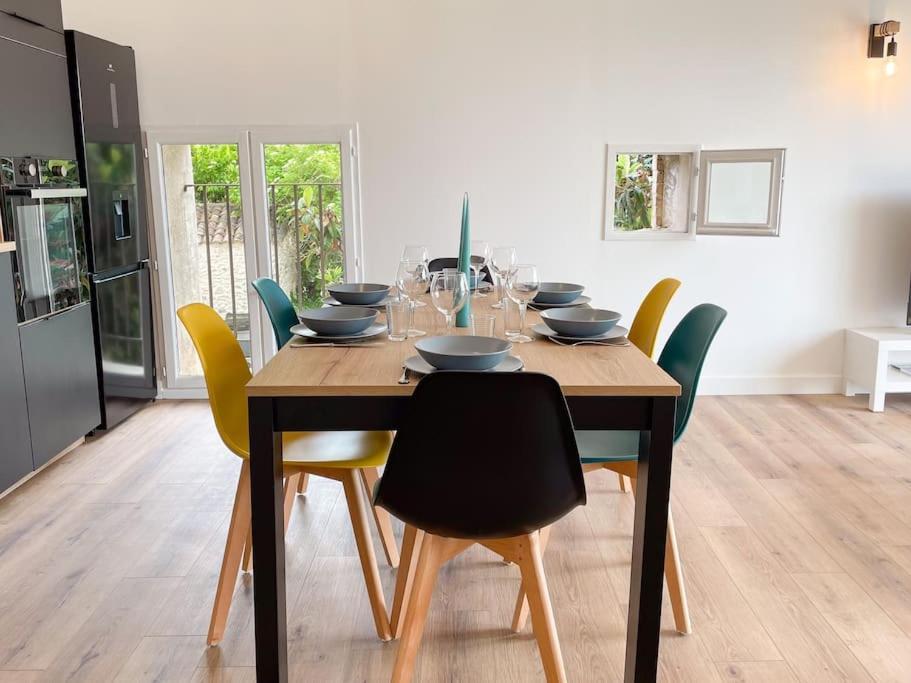 Appartement Dans Un Mas Provencal Allan Eksteriør billede
