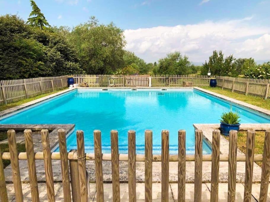 Appartement Dans Un Mas Provencal Allan Eksteriør billede